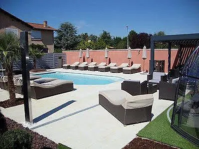 Contact Hotels Les Pierres Dorees Ambérieux d'Azergues