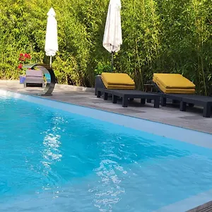 Rolland, Piscine Chauffee & - Millau - Gorges Du Tarn Guest house Compeyre